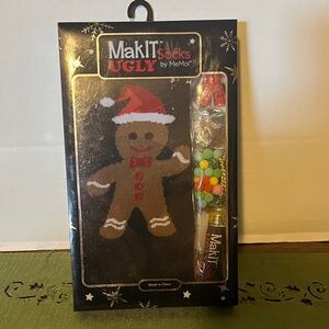 MeMoi Gingerbread Christmas Socks Make it ugly kit NWT